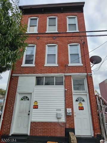 $390,000 | 547 Perry Street | Ewing and Carroll