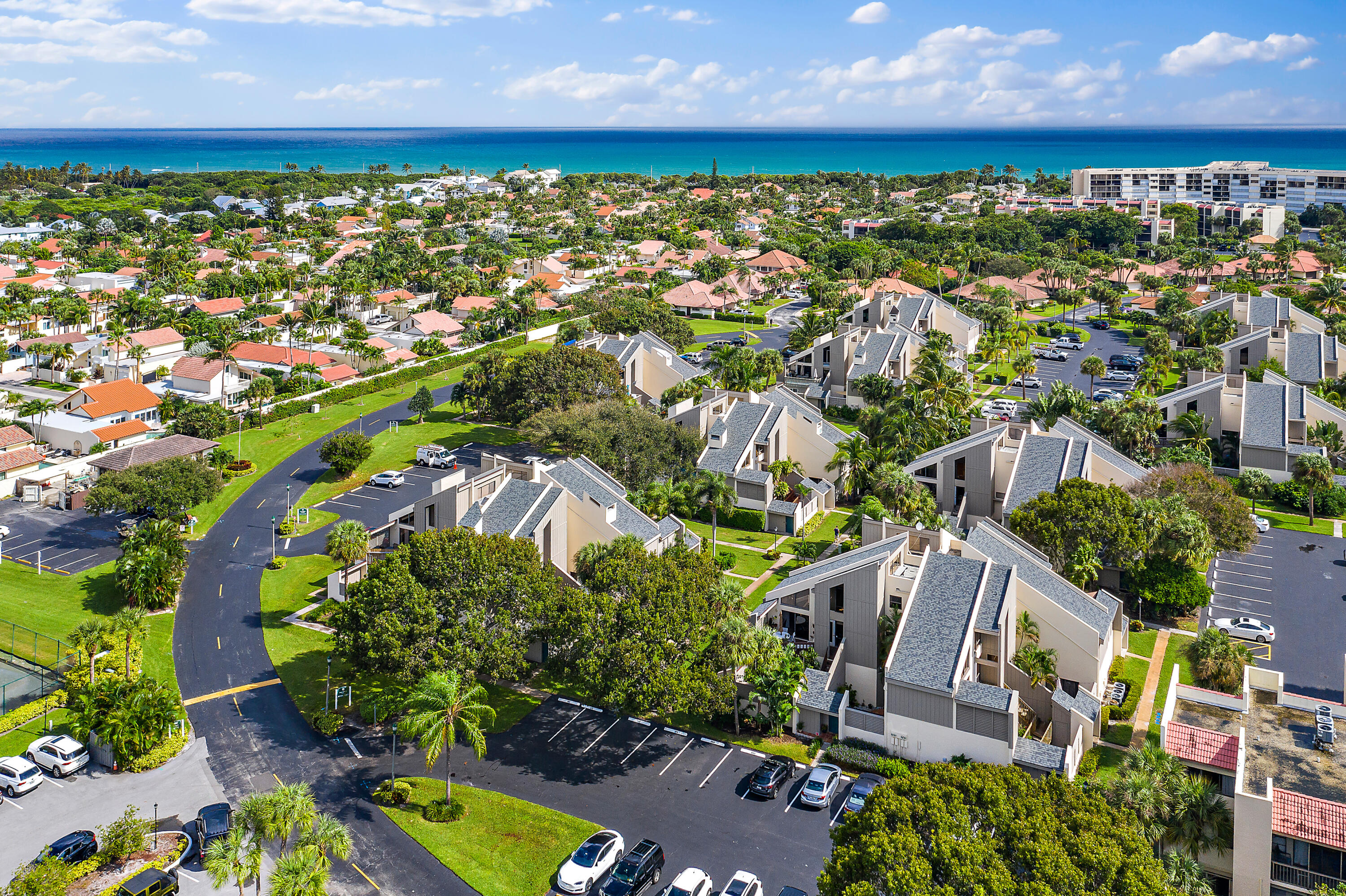 an aerial view of multiple house