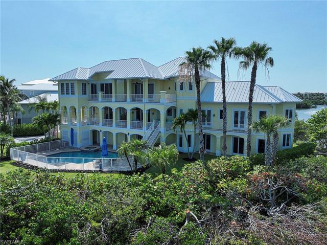 $5,995,000 | 195 San Mateo Drive | Barefoot Beach