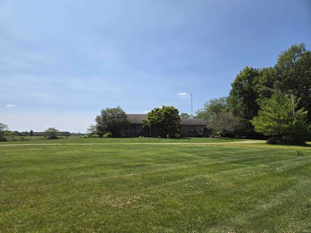 $389,000 | 5102 South 200 West | Jefferson Township - Jay County