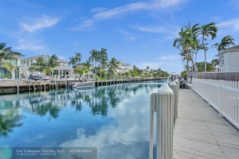 Poolside dock space for drop off and pick up