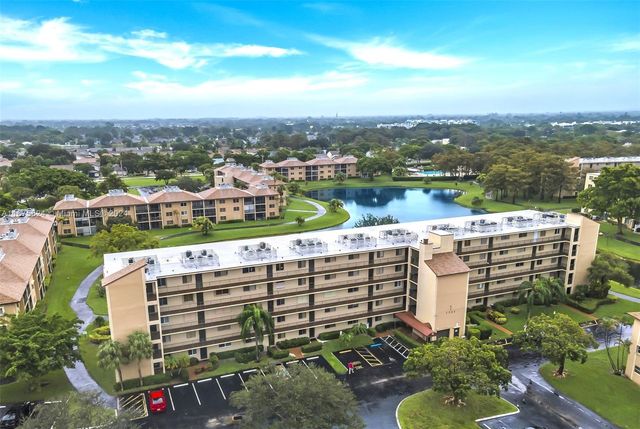 $179,900 | 7980 Northwest 50th Street, Unit 406 | Lauderhill