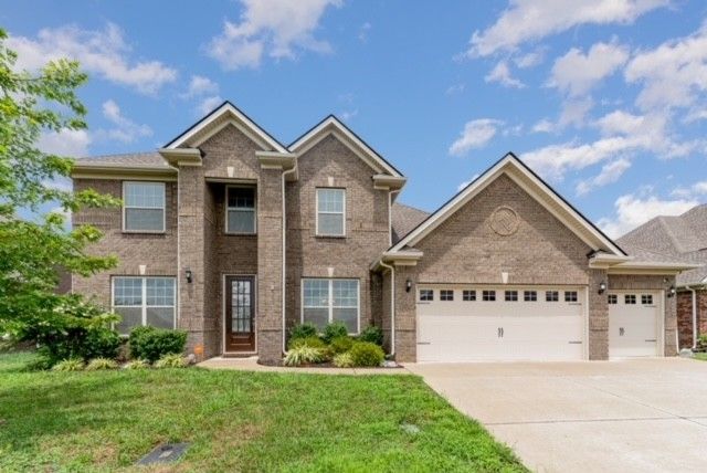 $665,000 | 929 Sapphire Drive | Murfreesboro