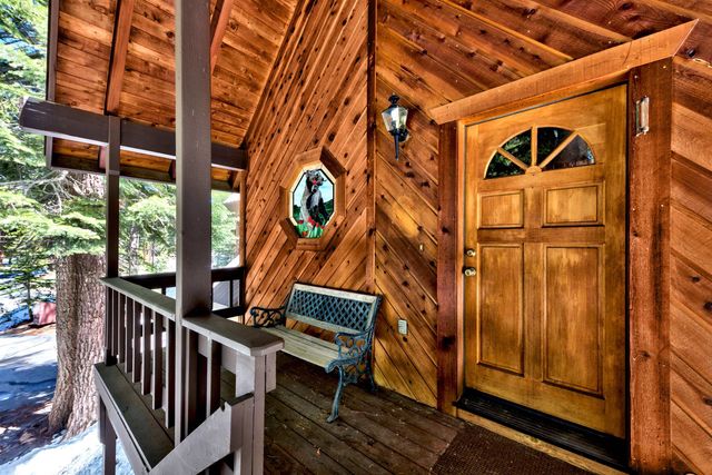 $1,140,000 | 13825 Swiss Lane | Tahoe Donner