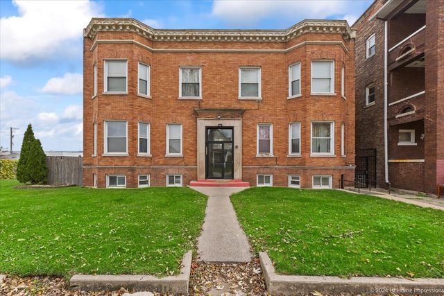 $495,000 | 1635 Oak Street | Chicago Heights