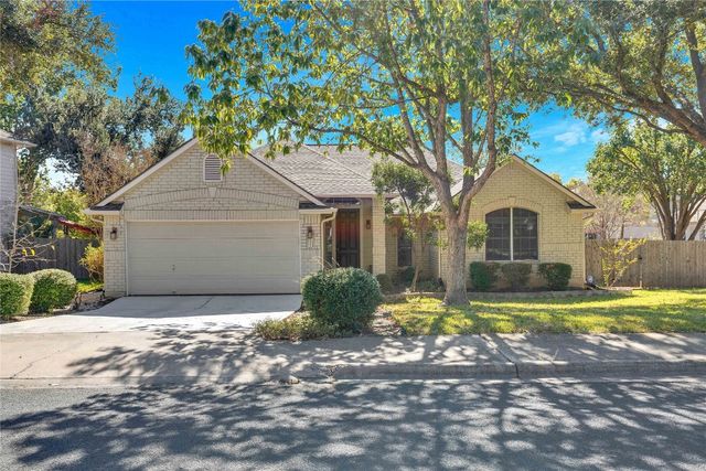 $2,500 | 2901 Warwick Way | Southland Oaks