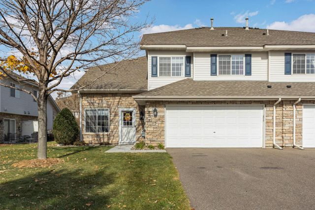 $289,900 | 17169 Eastwood Avenue | Lake Place