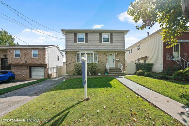 $829,000 | 326 Katan Avenue | Great Kills