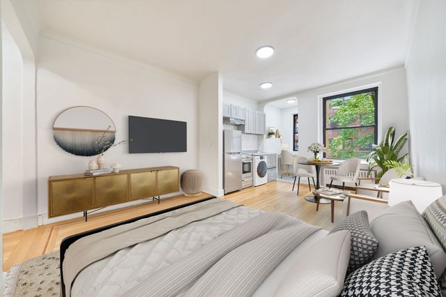 $3,060 | 338 East 53rd Street, Unit 4C | Midtown East