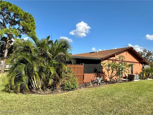 $3,200 | 15427 Crystal Lake Drive | North Fort Myers