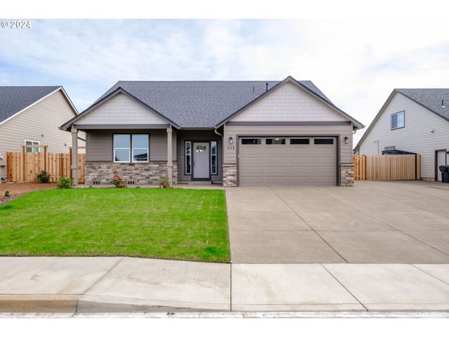 $609,900 | 338 Northeast Cedar Street | Sublimity