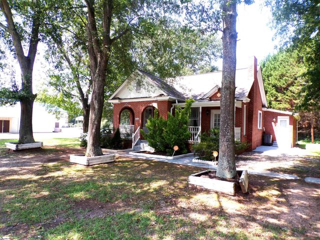 $290,000 | 3002 Old Easley Bridge Road | Welcome