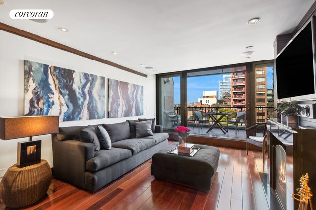 $2,995,000 | 130 Barrow Street, Unit PH513 | West Village