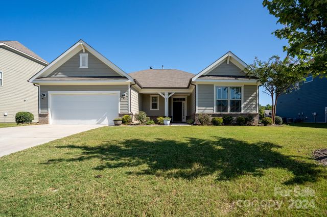 $464,500 | 857 Double Oak Lane Southeast | Pleasant Oaks