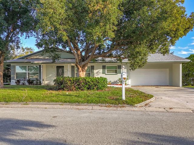 $524,900 | 1830 Pine Street | Clearwater