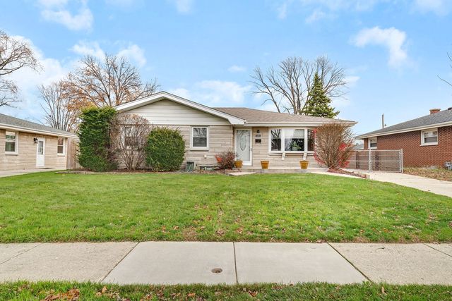 $299,900 | 1208 Hosmer Street | Joliet