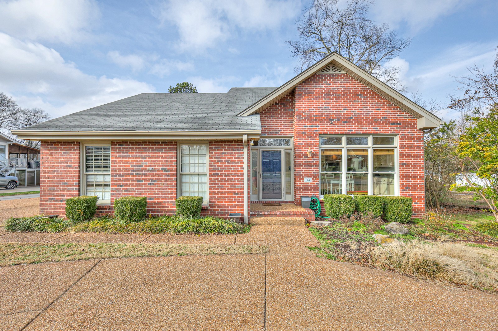 Beautiful home in the historic district with excellent walkability and great neighbors