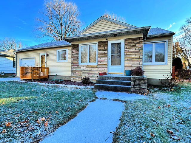 $165,000 | 403 Michael Street | Otter Creek Township - LaSalle County