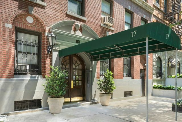 $429,000 | 17 West 64th Street, Unit 2D | Upper West Side