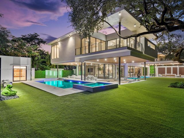 $19,995,000 | 3834 Park Avenue | Southwest Coconut Grove