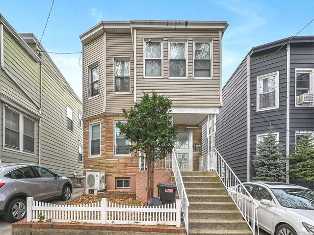 $1,120,000 | 13-34 125th Street | College Point