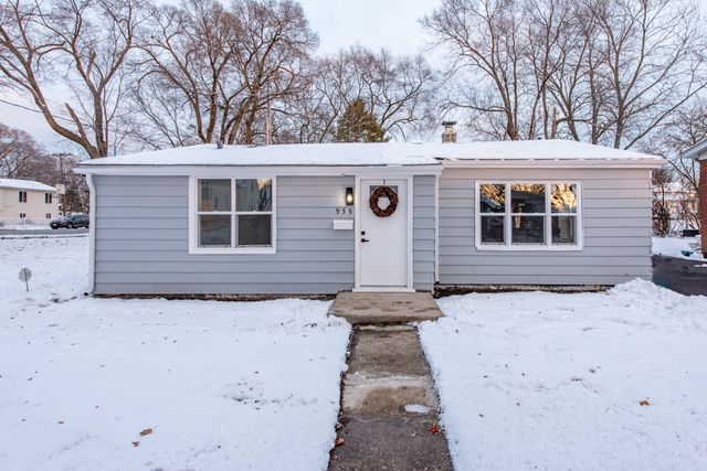 $229,900 | 959 Judge Avenue | Waukegan