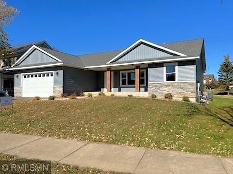 $2,600 | 2105 Rushmore Drive | River Falls