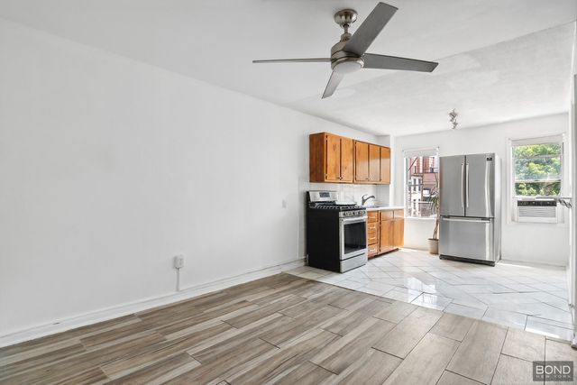 $3,700 | 621 Washington Avenue, Unit 3 | Crown Heights