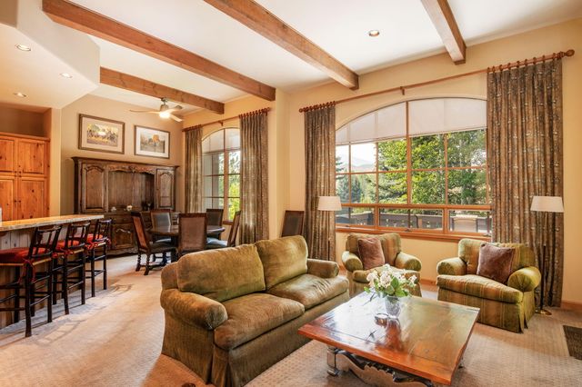 $2,875,000 | 3 Villa Court | Sun Valley