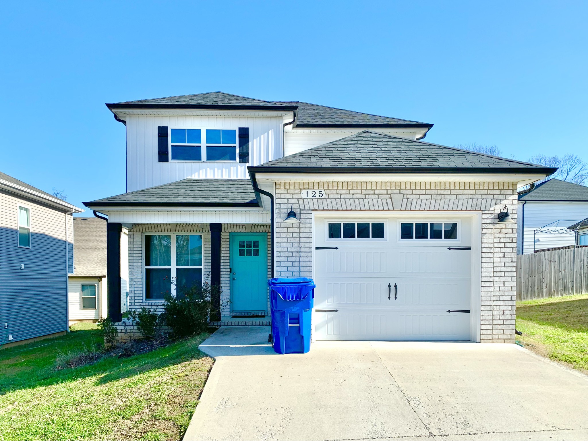 a house view with a outdoor space