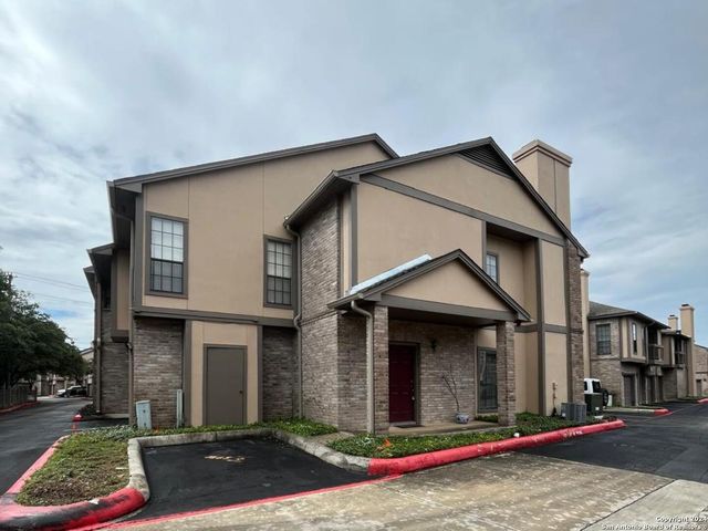 $1,300 | 11839 Parliament Street, Unit 2113 | San Antonio