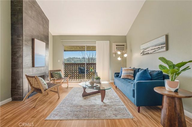 $595,000 | 5820 Benner Street, Unit 308 | Highland Park