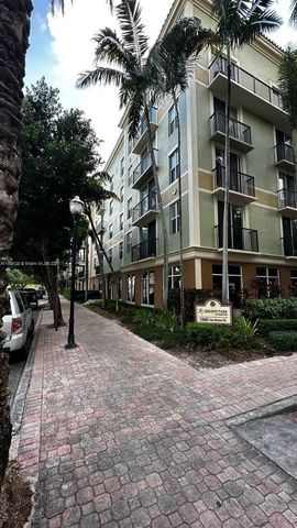 $2,500 | 1900 Van Buren Street, Unit 205B | Parkside