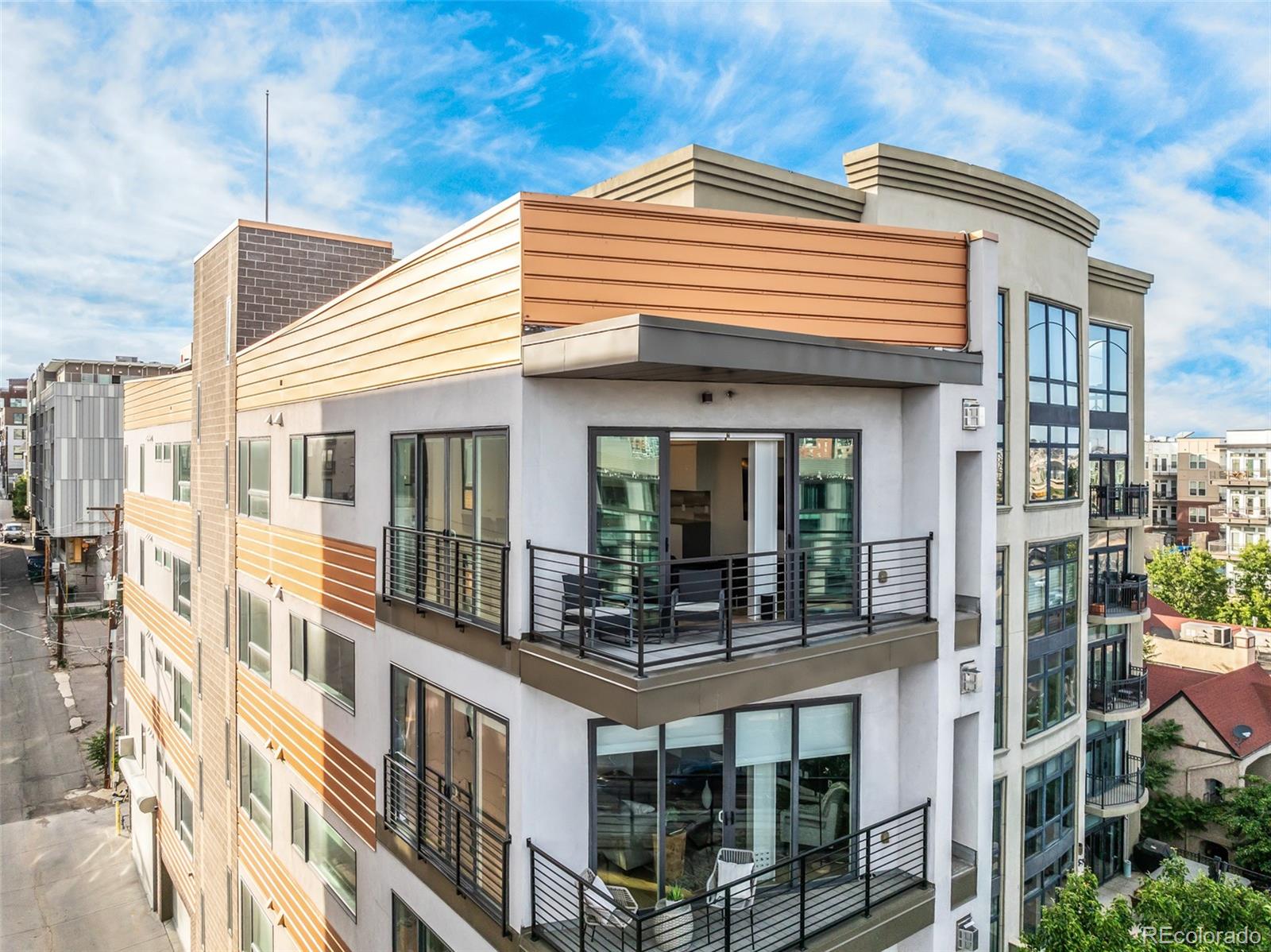 a view of house with a outdoor space