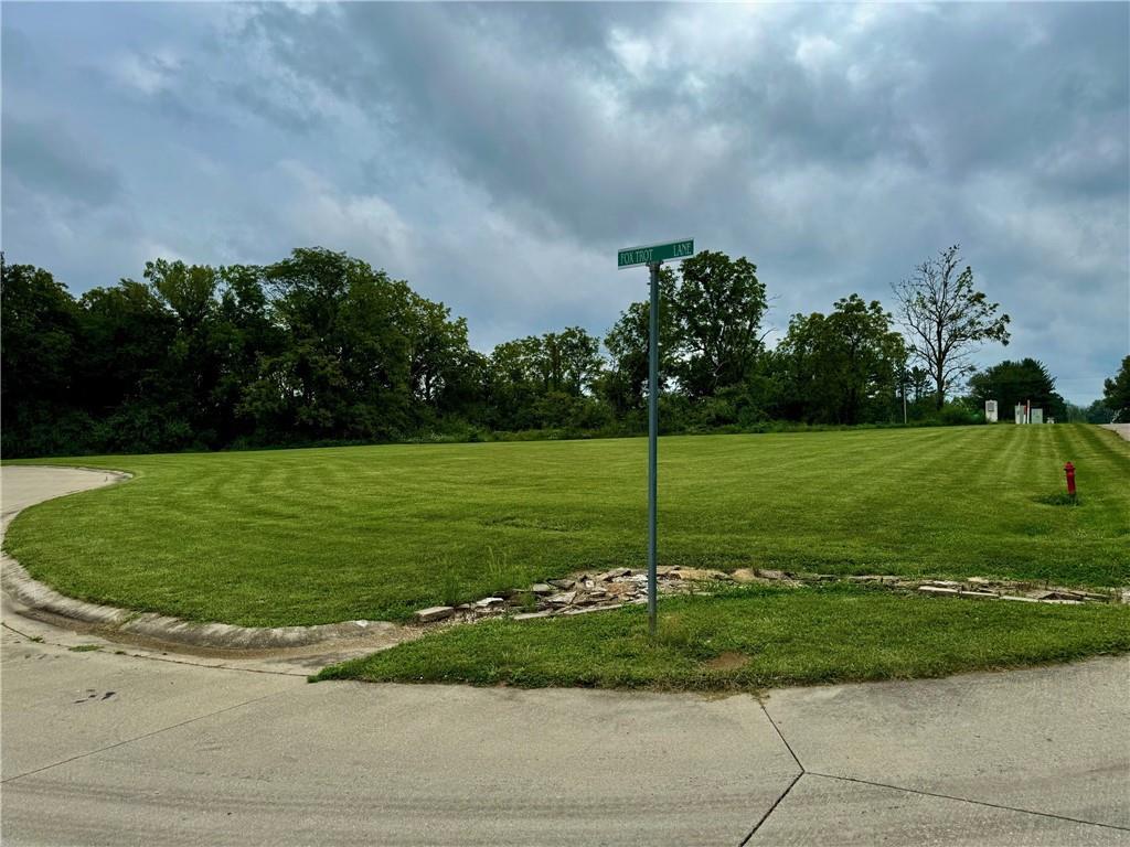 a view of a golf course