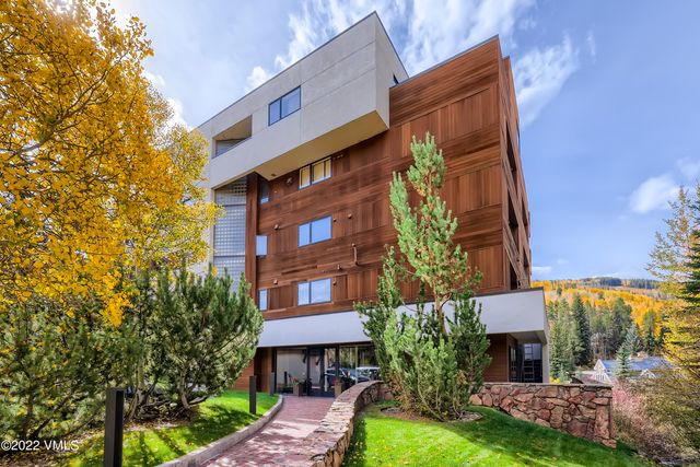 $6,660,000 | 44 West Meadow Drive, Unit 7 | Vail Village