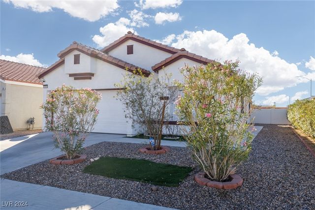 $1,850 | 1209 Star Meadow Drive | North Las Vegas