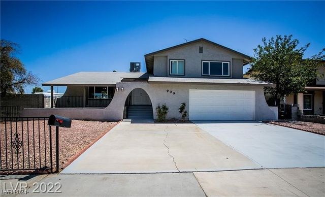 $2,300 | 909 Monika Way | Century Garden