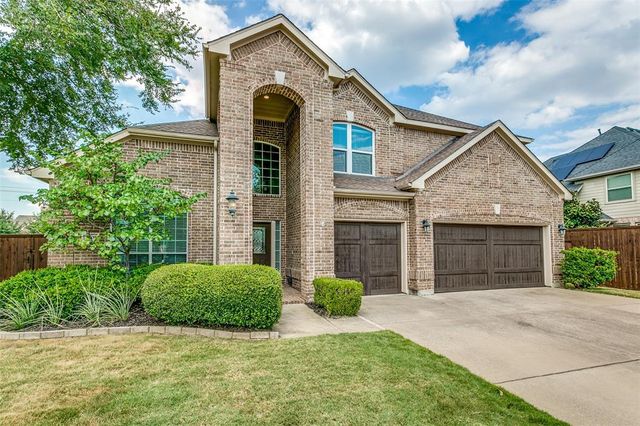 $645,000 | 2505 Lakewood Court | Keller