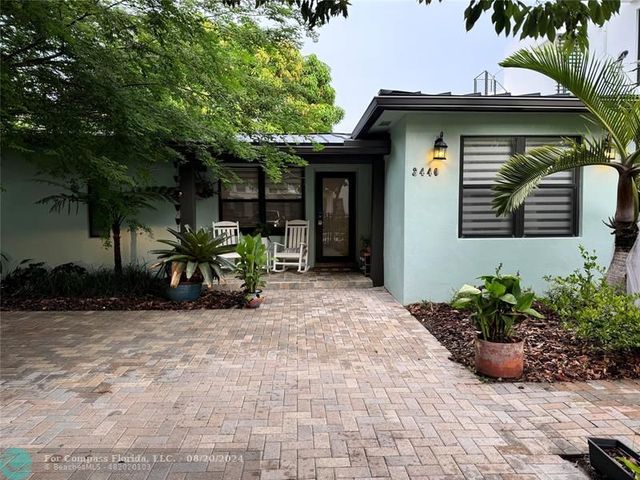 $1,800,000 | 3440 Percival Avenue | Southwest Coconut Grove