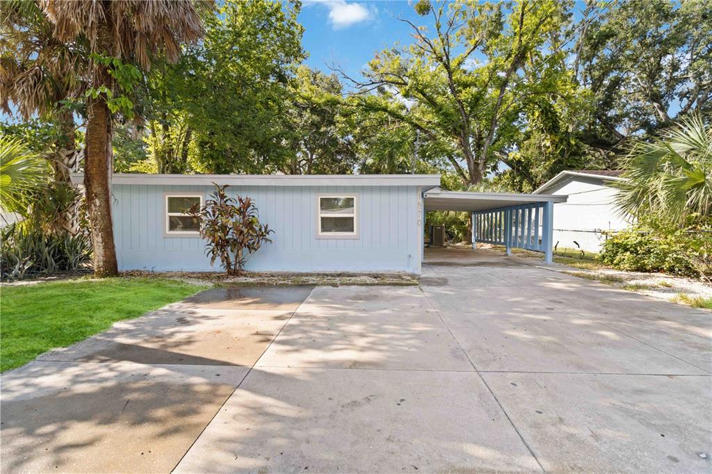 front view of house with a yard