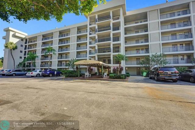 $125,000 | 2650 South Course Drive, Unit 505 | Palm Aire