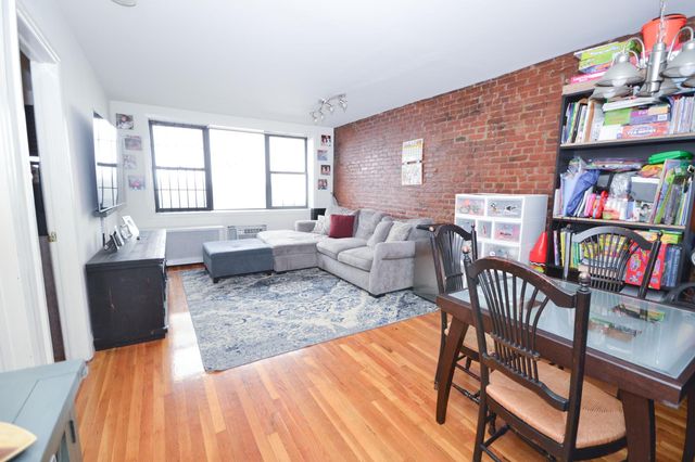 $3,795 | 1729 2nd Avenue, Unit 3C | Upper East Side