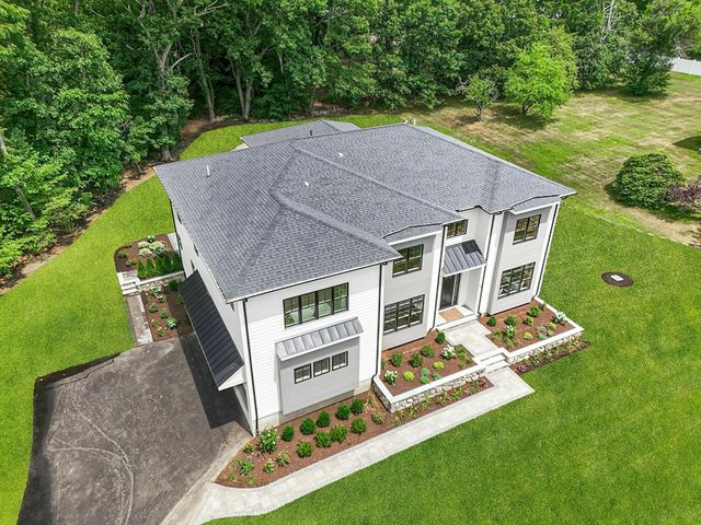 $3,725,000 | 24 Winchester Drive | Countryside