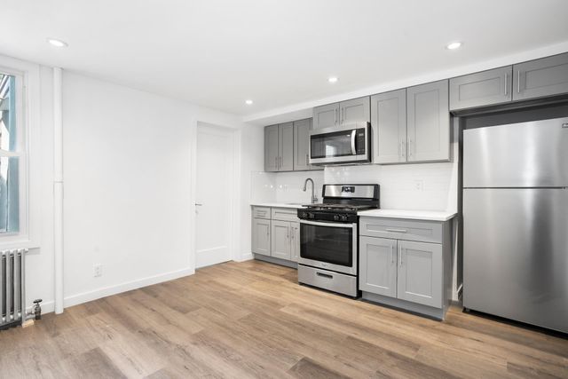 $4,200 | 69 Devoe Street, Unit 1 | Williamsburg