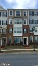 $2,800 | 22932 Newcut Road, Unit 2272 | Clarksburg