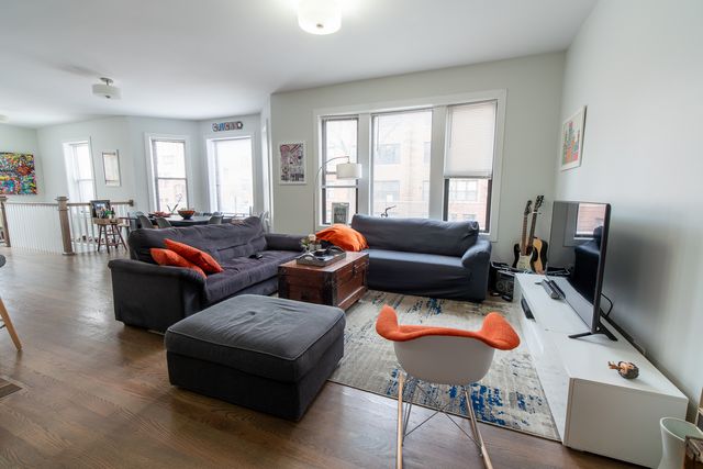 $5,200 | 1355 West Bryn Mawr Avenue, Unit 1W | Andersonville