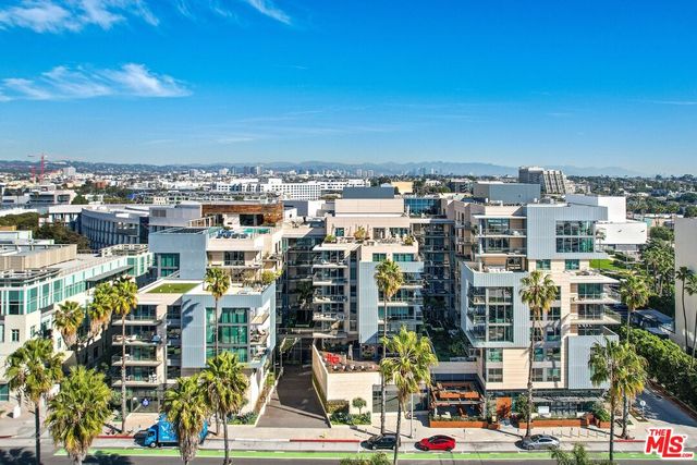 $1,950,000 | 1755 Ocean Avenue, Unit 512 | Santa Monica