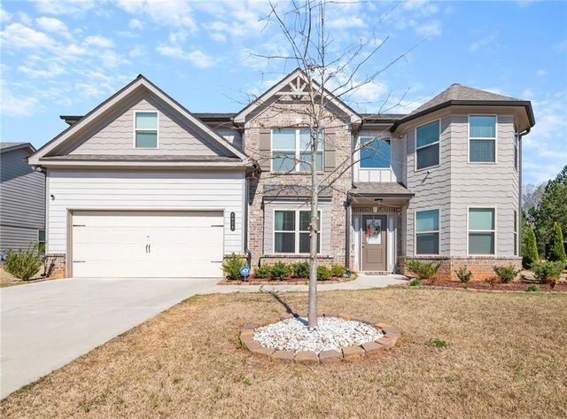 $515,000 | 5938 Park Bay Court | Flowery Branch