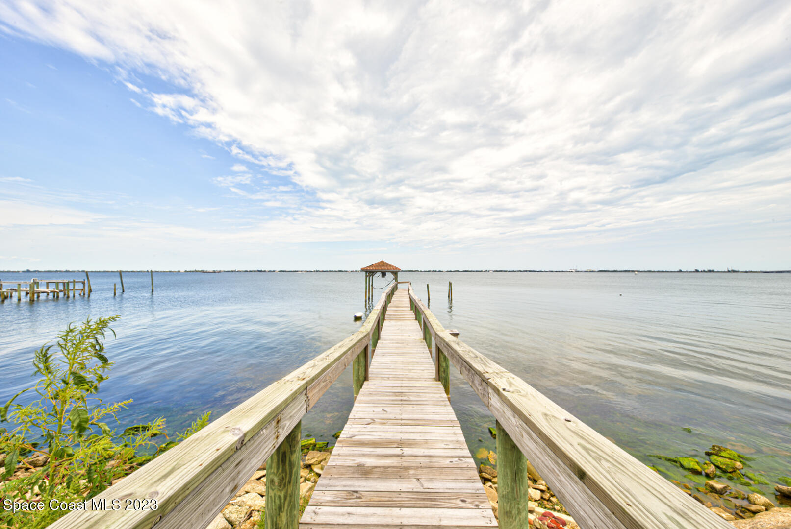 dock view east